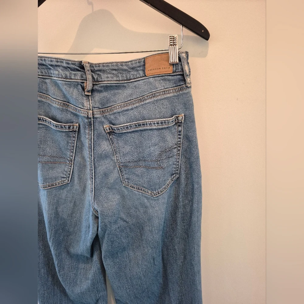 American Eagle Wide Leg Baggy Distressed Jeans Size 4 - Picture 3 of 7